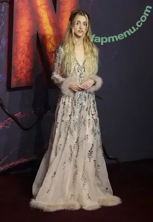 Natalia Dyer / nattyiceofficial nude photo #0891