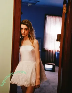 Natalia Dyer / nattyiceofficial nude photo #0926
