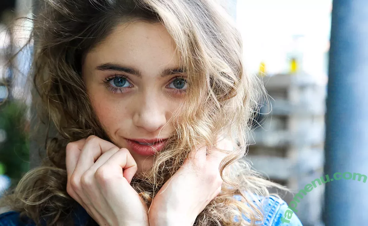 Natalia Dyer nude photo #0097 (nattyiceofficial)