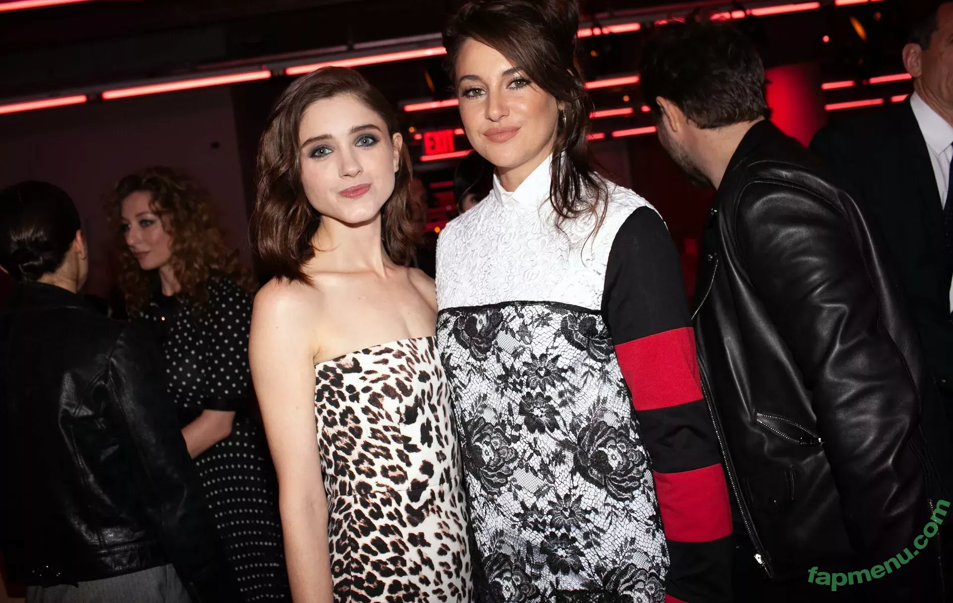 Natalia Dyer nude photo #0454 (nattyiceofficial)