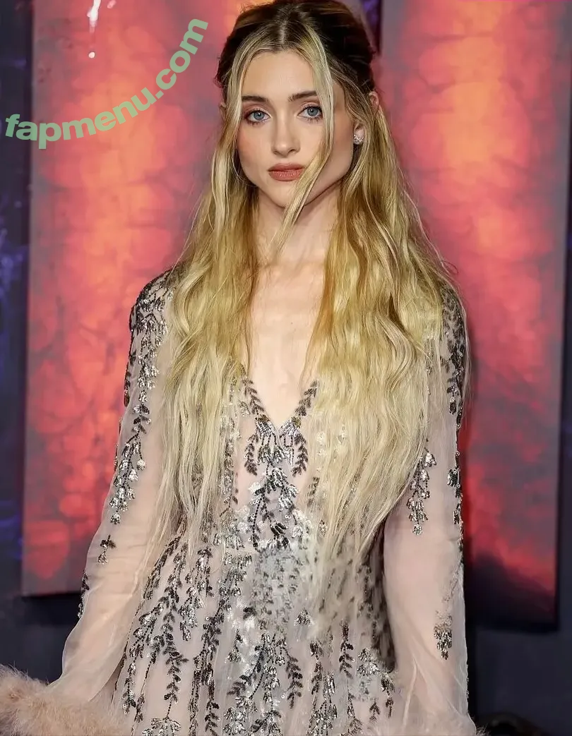 Natalia Dyer nude photo #0900 (nattyiceofficial)