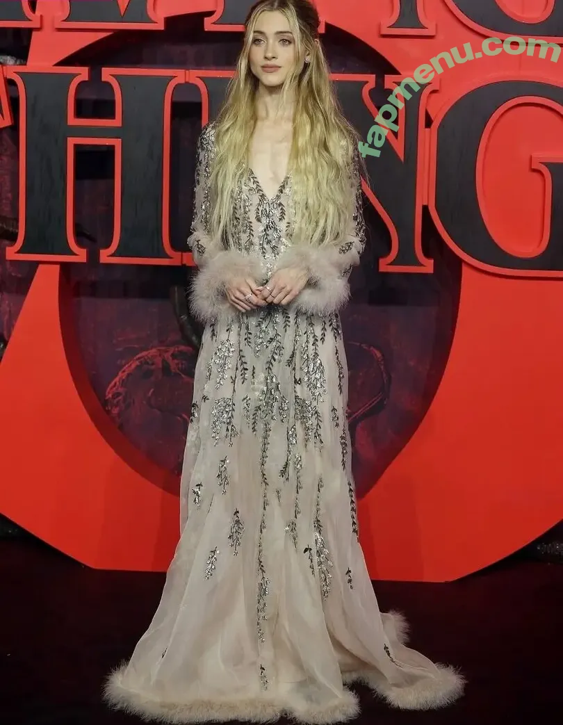 Natalia Dyer nude photo #0902 (nattyiceofficial)