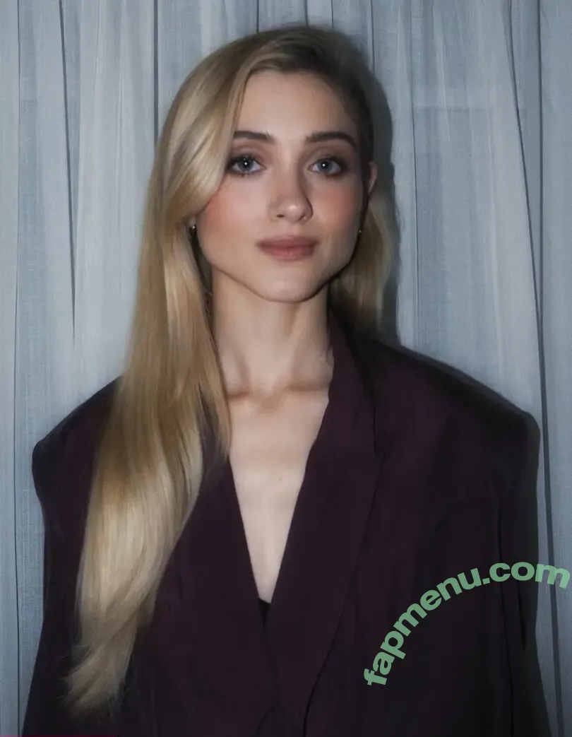 Natalia Dyer nude photo #0921 (nattyiceofficial)