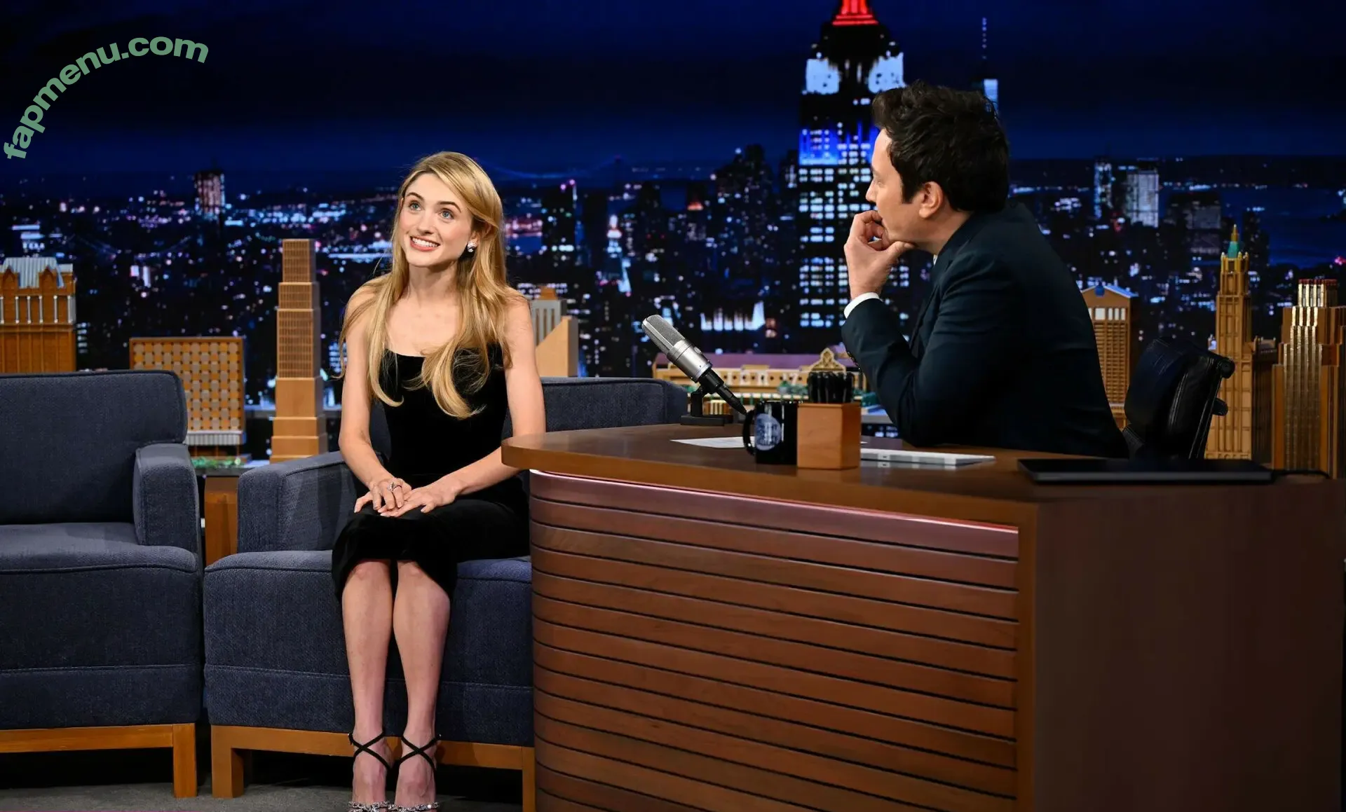 Natalia Dyer nude photo #0940 (nattyiceofficial)