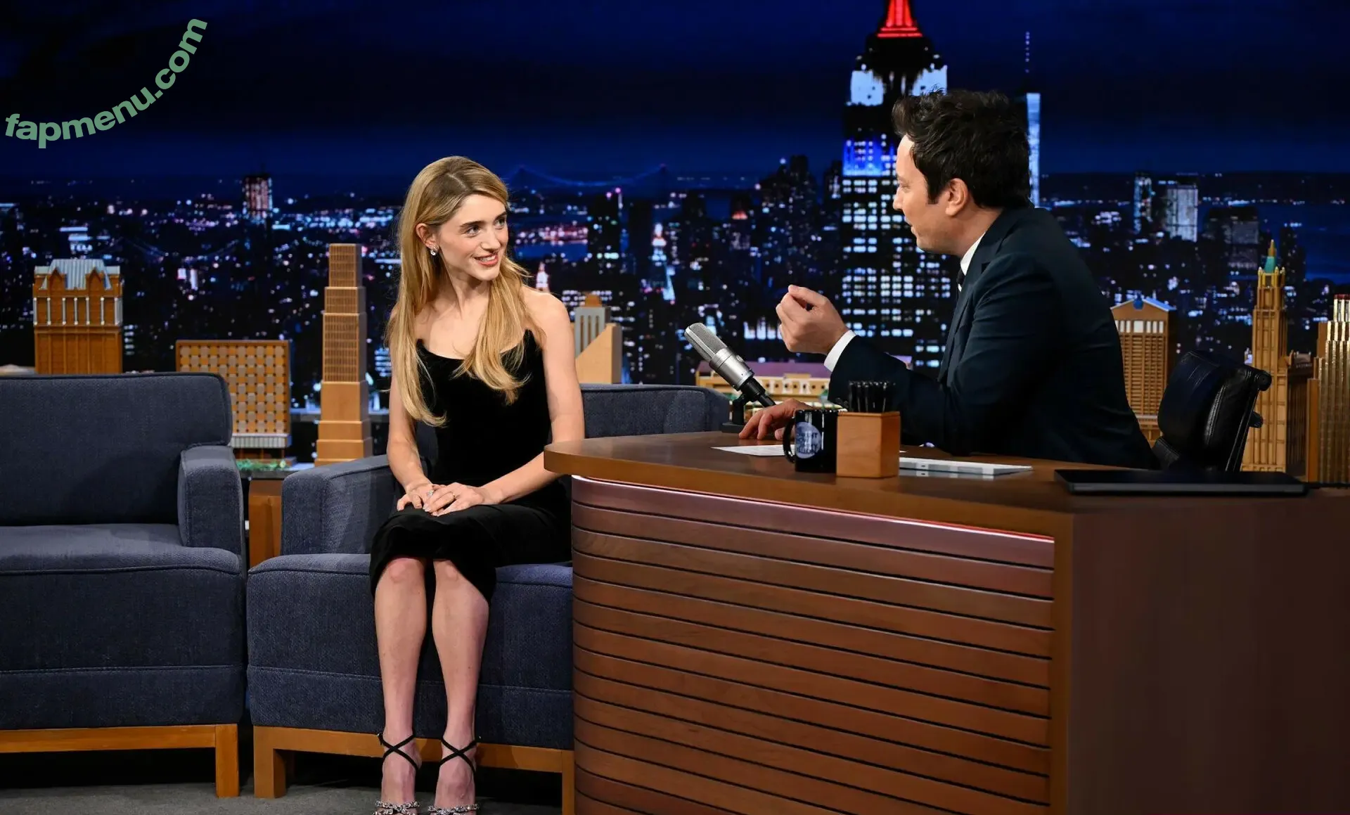 Natalia Dyer nude photo #0942 (nattyiceofficial)