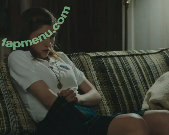 Natalia Dyer nude photo #0985 (nataliadyer / nataliedyerfans / nattyiceofficial)