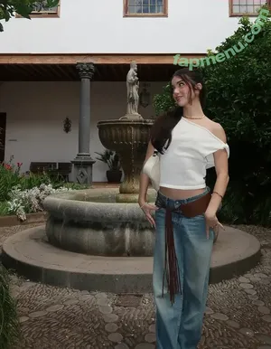 Natalia Estrada / nataxtrada nude photo #0015