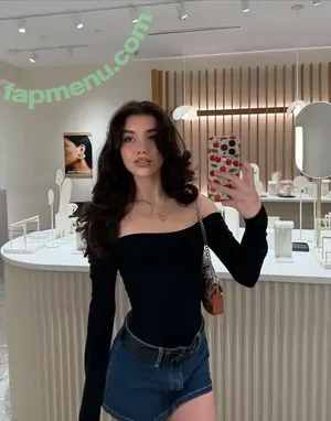 Natalia Estrada / nataxtrada nude photo #0071