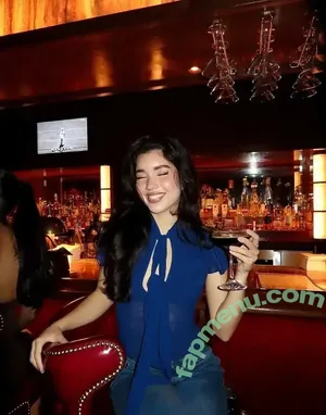 Natalia Estrada / nataxtrada nude photo #0075