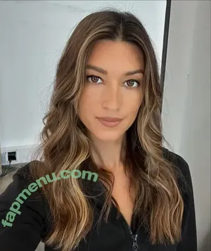 Natalia Lalonde / natalialalonde nude photo #0025