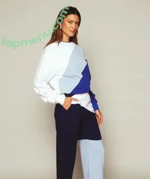 Natalia Lalonde / natalialalonde nude photo #0046