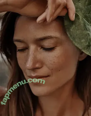 Natalia Lalonde / natalialalonde nude photo #0052