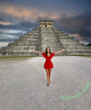 Natalia Olednik / natalia.olednik nude photo #0048