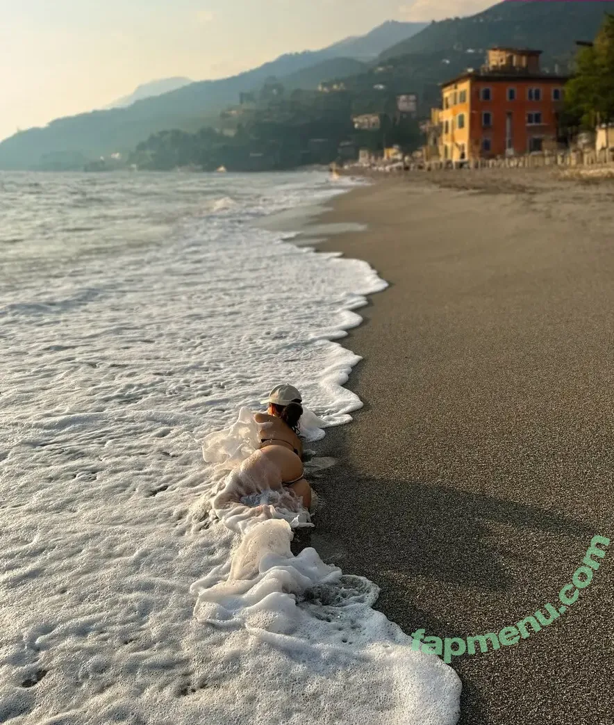 Natalia Olednik nude photo #0015 (natalia.olednik)