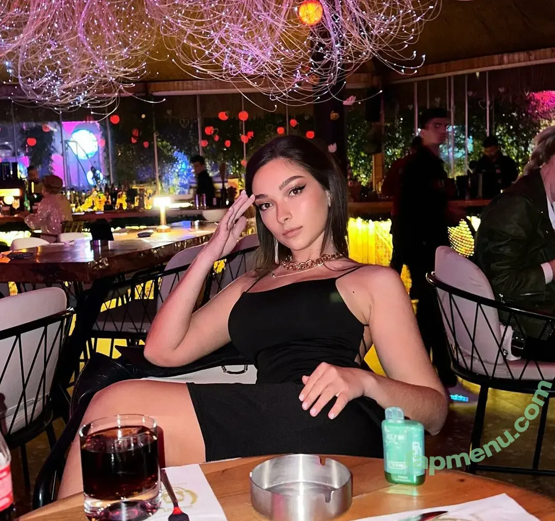 Natalia Olednik nude photo #0072 (natalia.olednik)