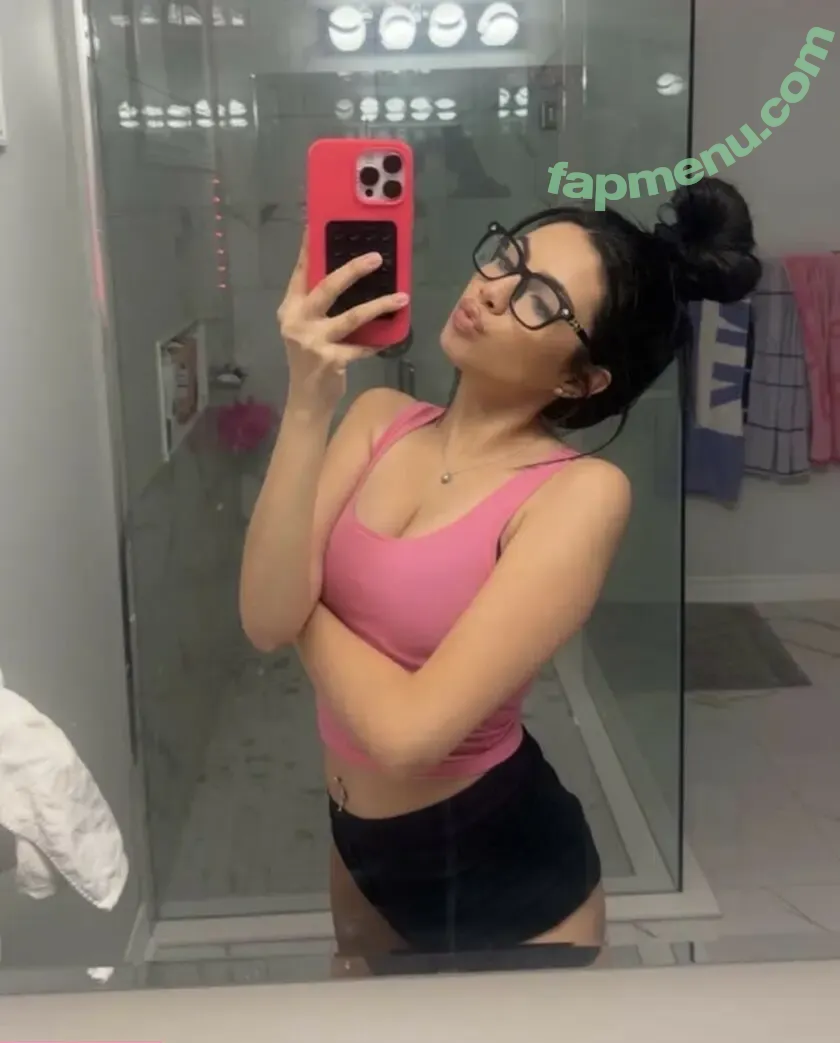 Natalia Restrepo nude photo #0012 (Nataliarestt)