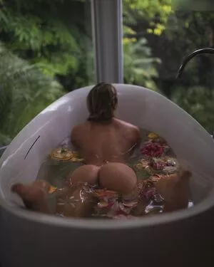 Natalia Starr / natalia_starr / nataliaxstarr / thenataliastarr nude photo #0089