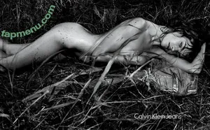 Natalia Vodianova / natasupernova nude photo #0072