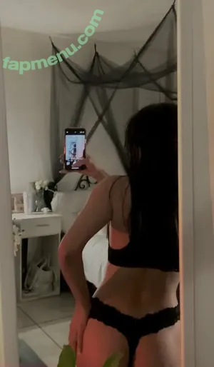  nude photo #0005
