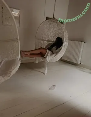  nude photo #0003