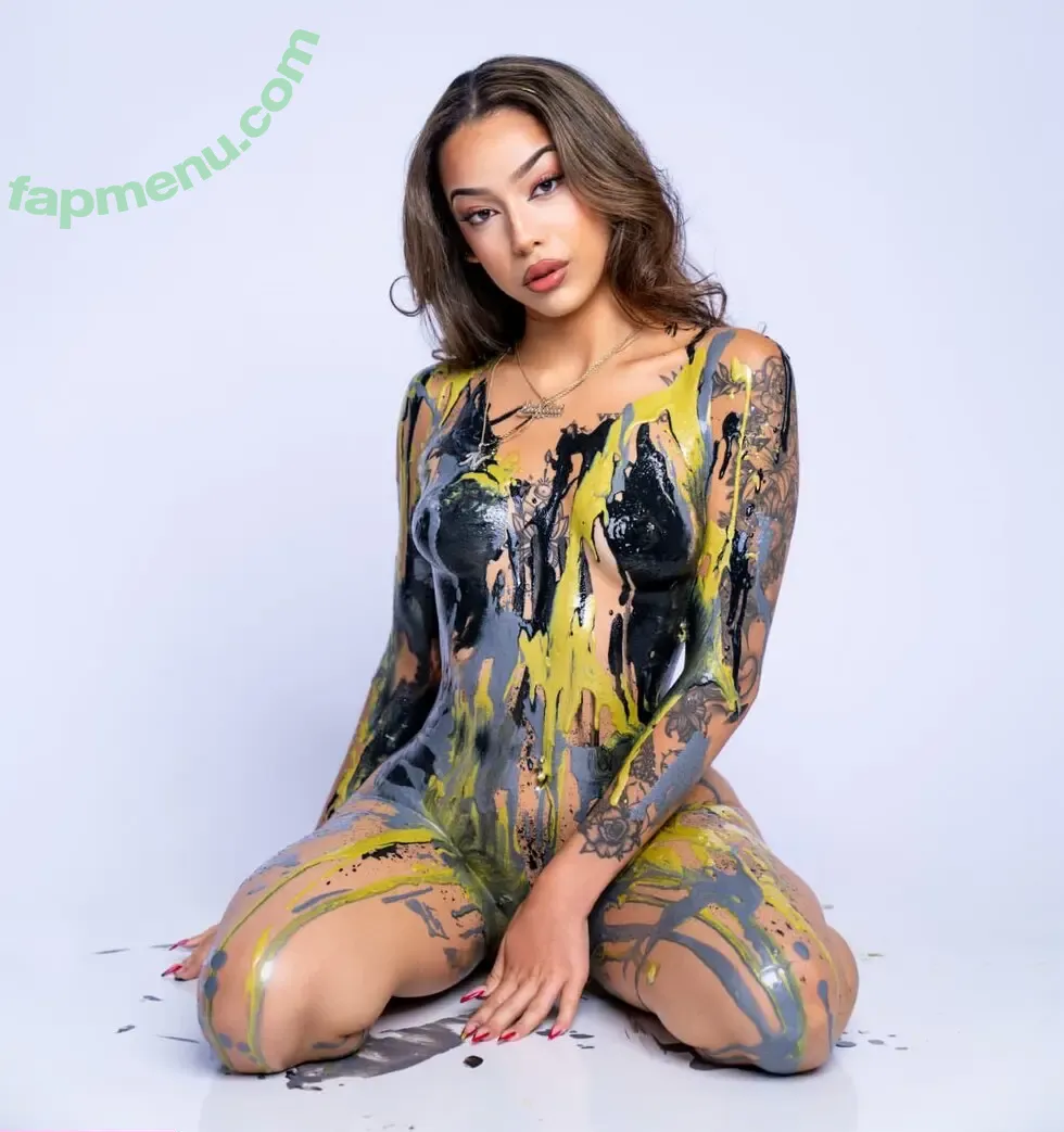 NataliaRay nude photo #0034 (nataliaray____ / nattysfantasy)