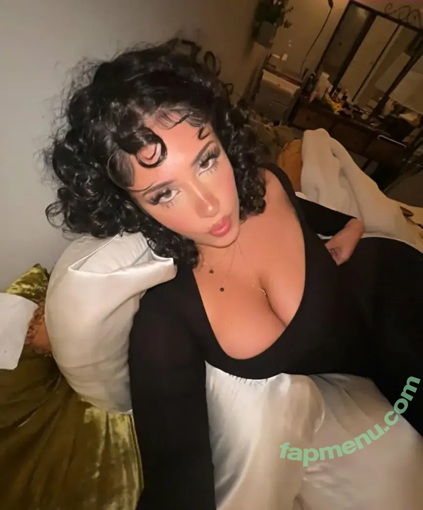 Natalie nude photo #0016 (nataliieeriin / yagirlnatalliee)