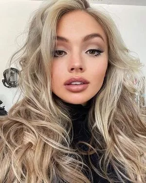 Natalie Alyn Lind / NatalieAlynLind / natalynlind nude photo #0038