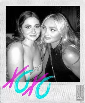 Natalie Alyn Lind / NatalieAlynLind / natalynlind nude photo #0061