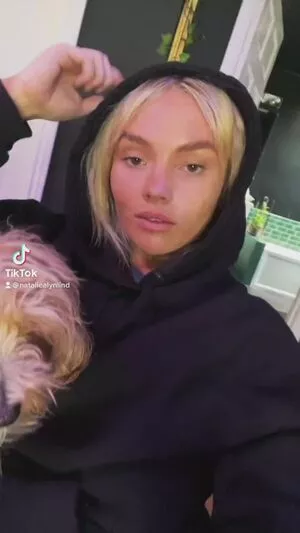 Natalie Alyn Lind / NatalieAlynLind / natalynlind nude photo #0101