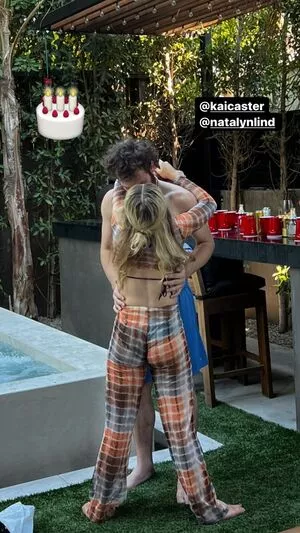 Natalie Alyn Lind / NatalieAlynLind / natalynlind nude photo #0153