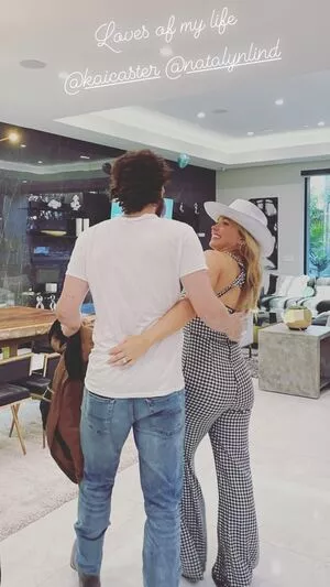 Natalie Alyn Lind / NatalieAlynLind / natalynlind nude photo #0154