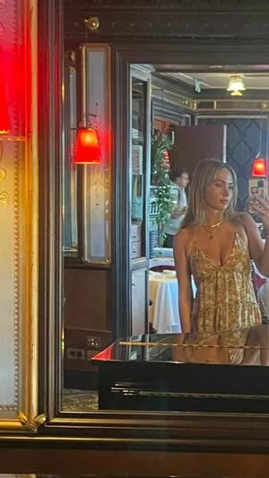 Natalie Alyn Lind / NatalieAlynLind / natalynlind nude photo #0190