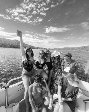 Natalie Alyn Lind / NatalieAlynLind / natalynlind nude photo #0191