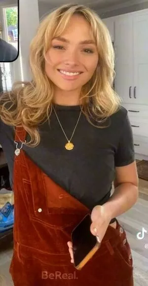 Natalie Alyn Lind / NatalieAlynLind / natalynlind nude photo #0248