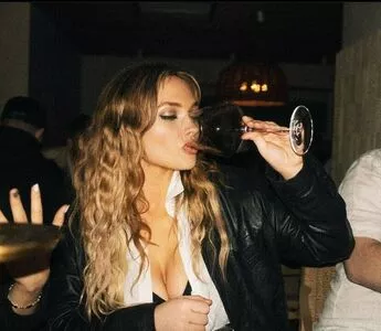 Natalie Alyn Lind / NatalieAlynLind / natalynlind nude photo #0267