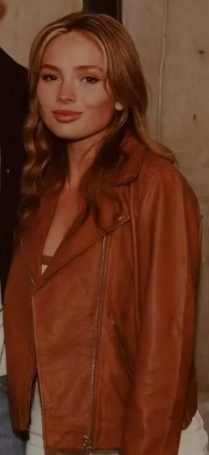 Natalie Alyn Lind / NatalieAlynLind / natalynlind nude photo #0276