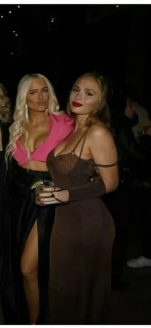 Natalie Alyn Lind / NatalieAlynLind / natalynlind nude photo #0281