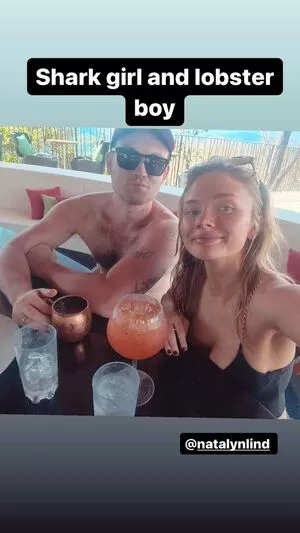 Natalie Alyn Lind / NatalieAlynLind / natalynlind nude photo #0314