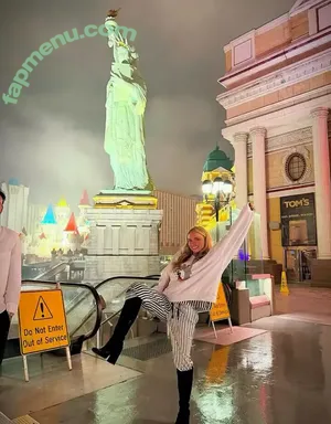 Natalie Alyn Lind / NatalieAlynLind / natalynlind nude photo #0958