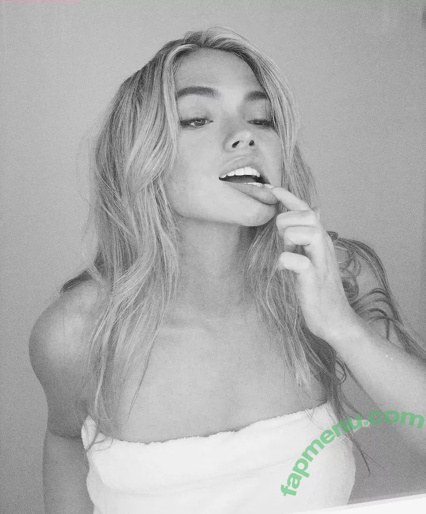 Natalie Alyn Lind nude photo #0013 (NatalieAlynLind / natalynlind)