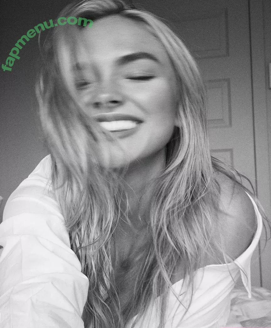 Natalie Alyn Lind nude photo #0014 (NatalieAlynLind / natalynlind)