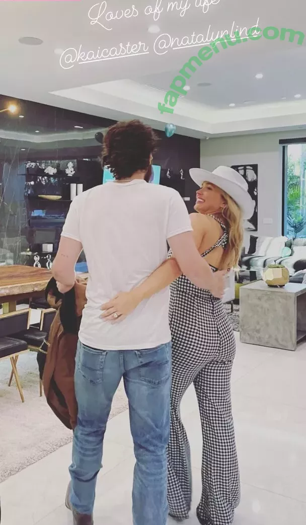 Natalie Alyn Lind nude photo #0154 (NatalieAlynLind / natalynlind)