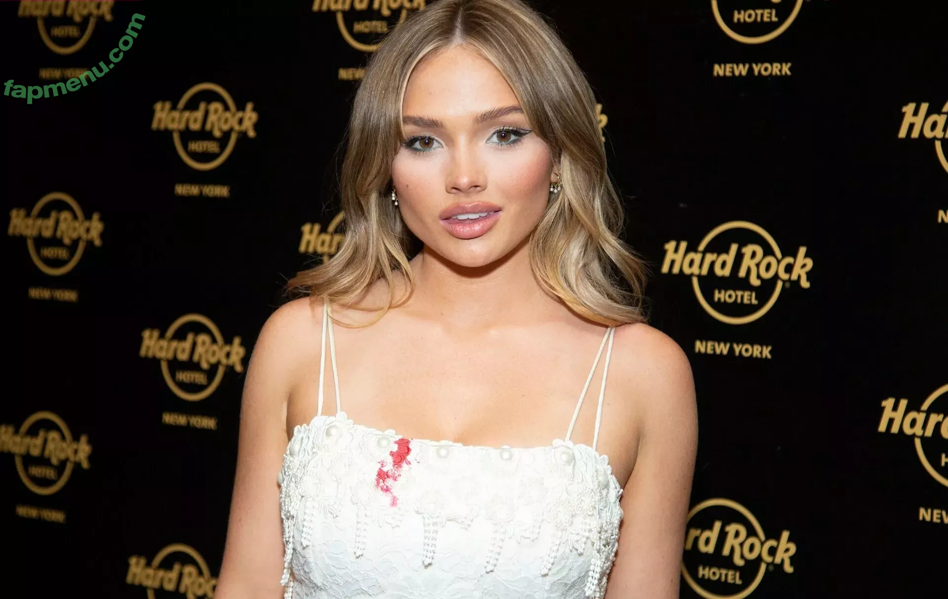 Natalie Alyn Lind nude photo #0197 (NatalieAlynLind / natalynlind)