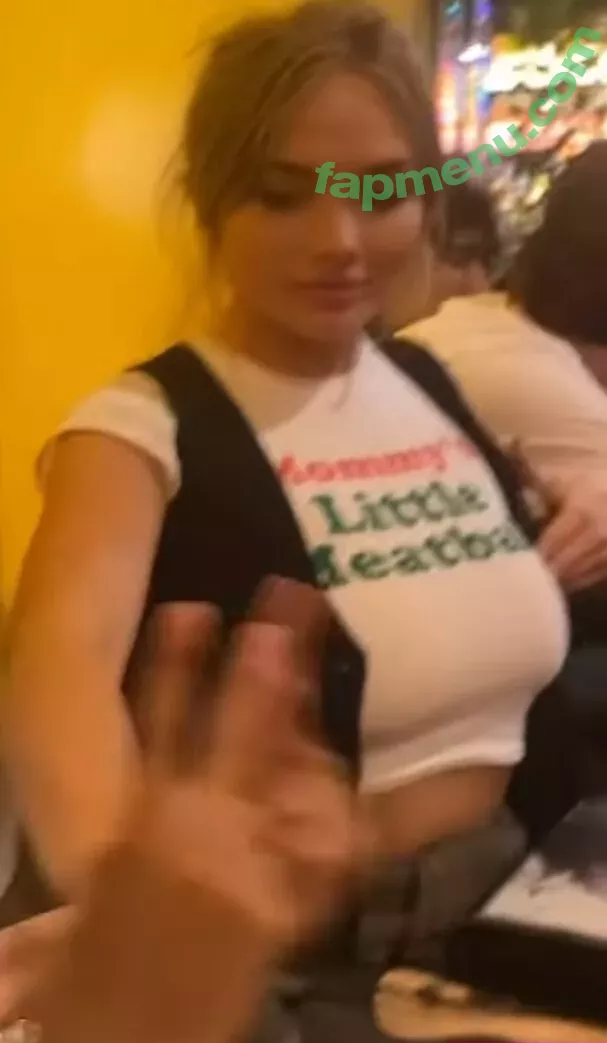 Natalie Alyn Lind nude photo #0208 (NatalieAlynLind / natalynlind)