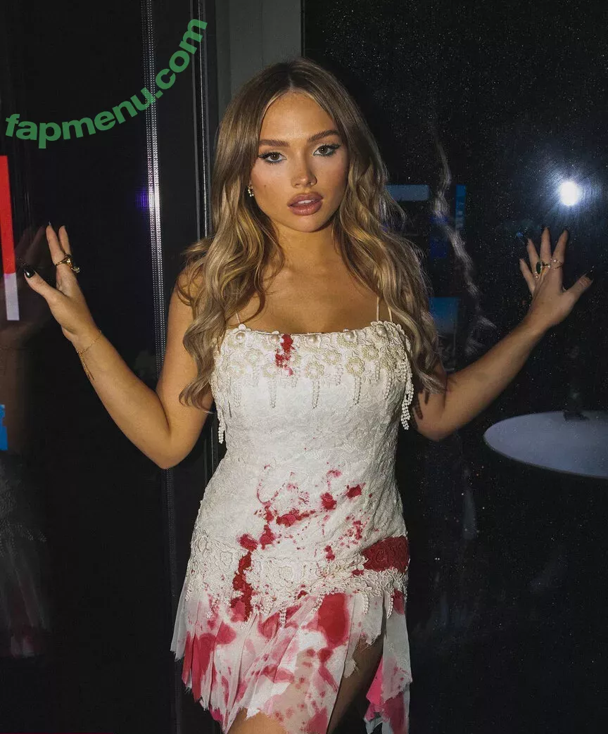 Natalie Alyn Lind nude photo #0212 (NatalieAlynLind / natalynlind)