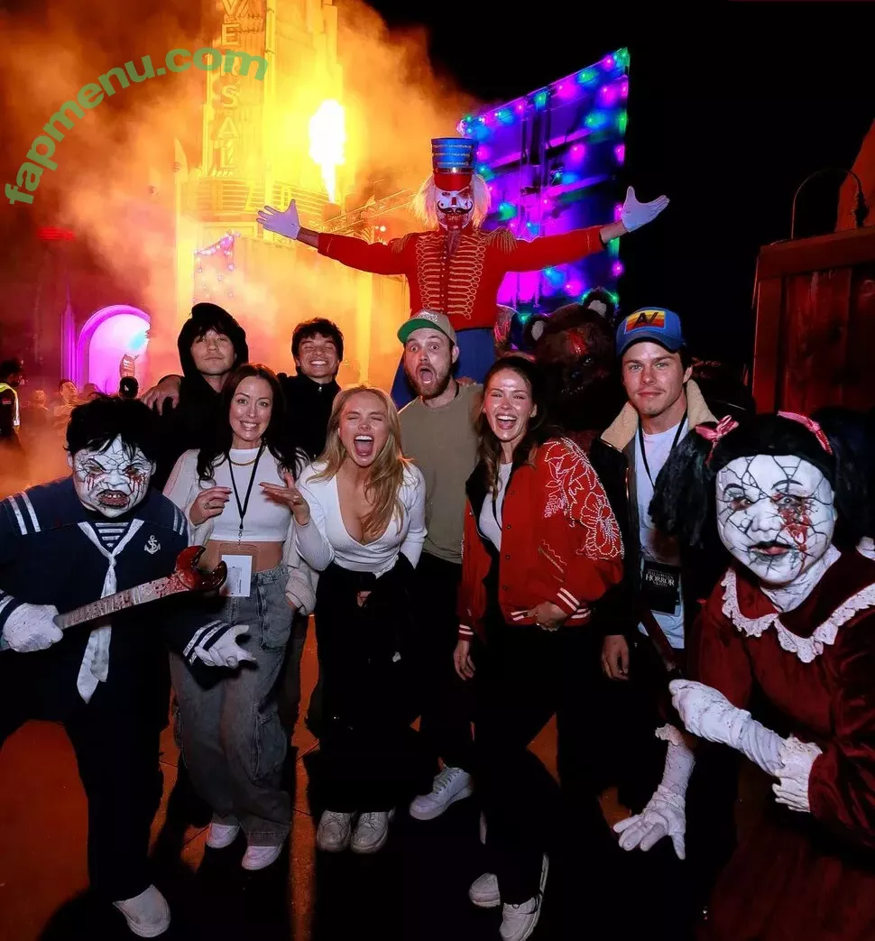 Natalie Alyn Lind nude photo #0420 (NatalieAlynLind / natalynlind)