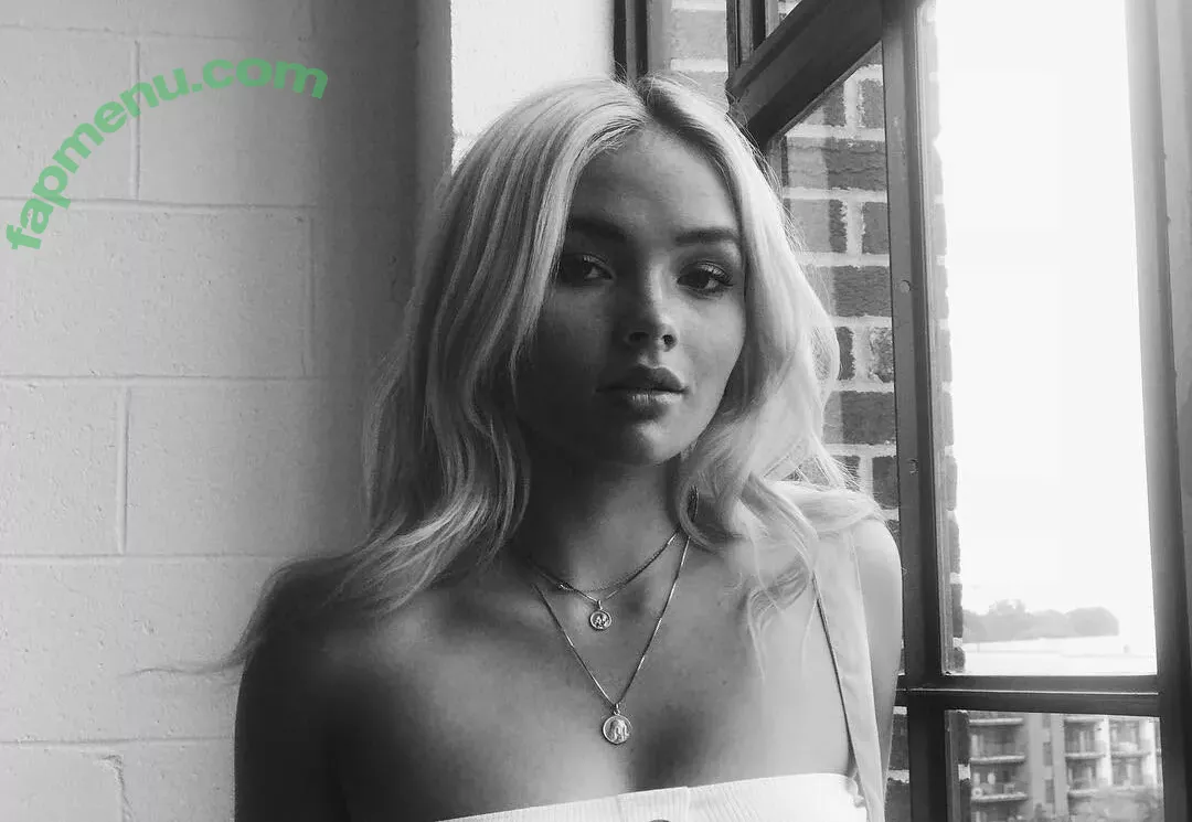 Natalie Alyn Lind nude photo #0461 (nataliealynlind / natalynlind)