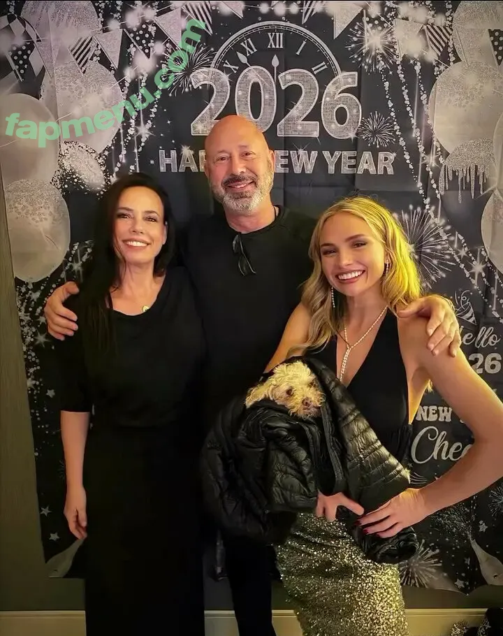 Natalie Alyn Lind nude photo #0957 (NatalieAlynLind / natalynlind)