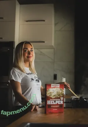 Natalie Decker / NatalieRacing / nataliedecker / user nude photo #0385