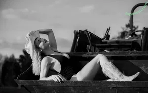 Natalie Decker / NatalieRacing / nataliedecker / user nude photo #0632